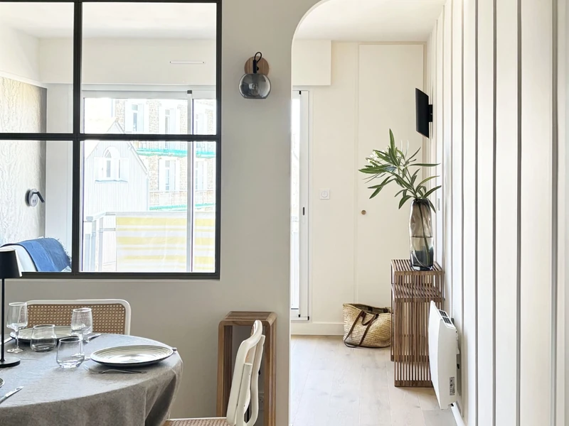 COURTEILLE - SALLE A MANGER COULOIR_Dunes Architecture interieur St Malo